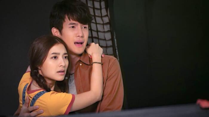 'Bữa tiệc' phim Thái tháng 8 (P2): Tay Tawan vào vai biến thái, Mark Siwat hạnh phúc bên tình mới Ảnh 5