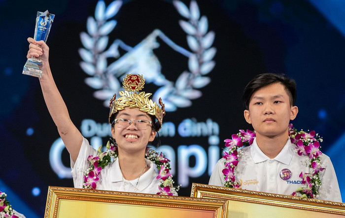 Thu Hằng - Quán quân Đường lên đỉnh Olympia 2020