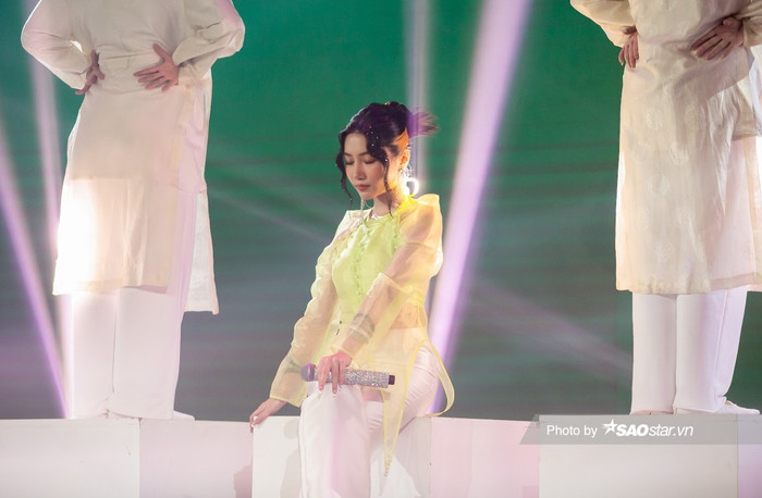 Người đẹp đang là thí sinh sở hữu lượng fan đông đảo, được nhận xét là cực kỳ tiềm năng.