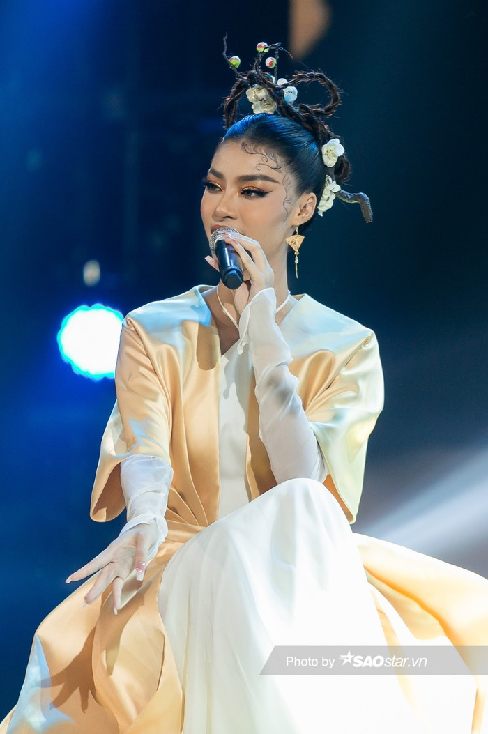 Những góc ảnh không chút tì vết, mười phân vẹn mười.