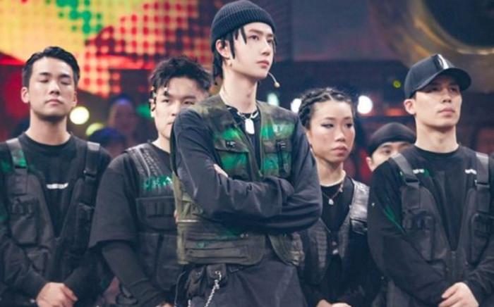 Vương Nhất Bác liệu có tái phát chân thương cũ trong Street Dance of China 4? Ảnh 2