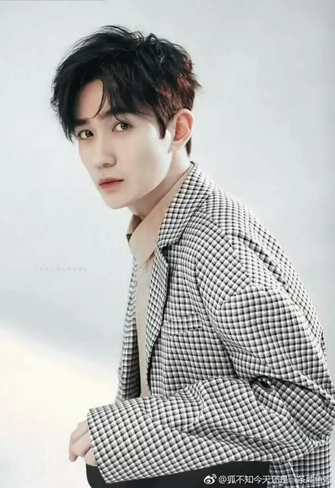 Top 10 nghệ sĩ Hoa ngữ có sức ảnh hưởng cao nhất trên Internet tháng 7: Tiêu Chiến xếp sau nhân vật này Ảnh 12