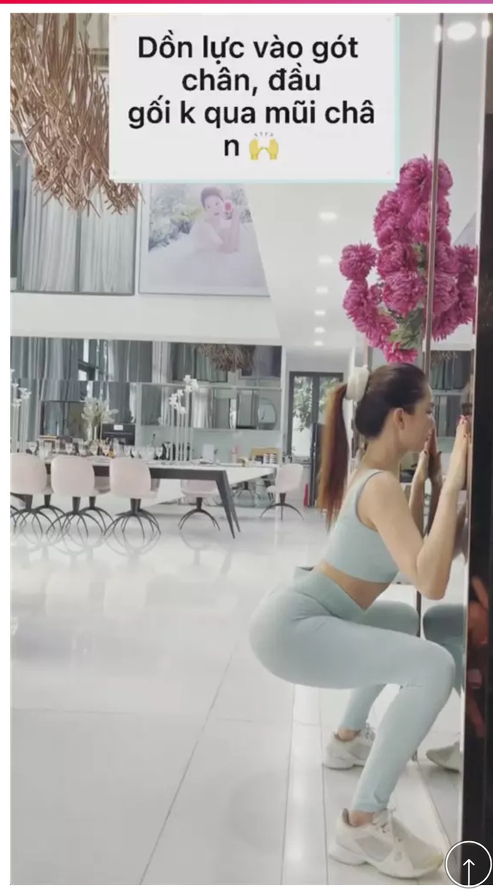 Cách dồn lực, đầu gối không quá mũi chân là chính xác...