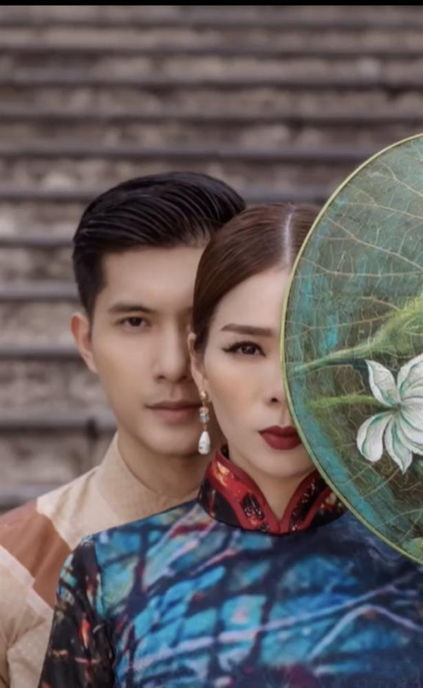 Những shoot ảnh không khác gì trên tạp chí. 
