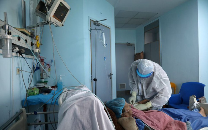 Bệnh nhân kể lại quãng thời gian chiến đấu với Covid-19: 'Tôi thấy mình đối mặt tử thần' Ảnh 2