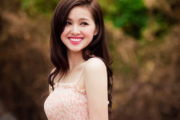 Tâm Tít từng chia sẻ, cô có thời làm PG với mức thu nhập 150.000 đồng cho một tiệm game. 