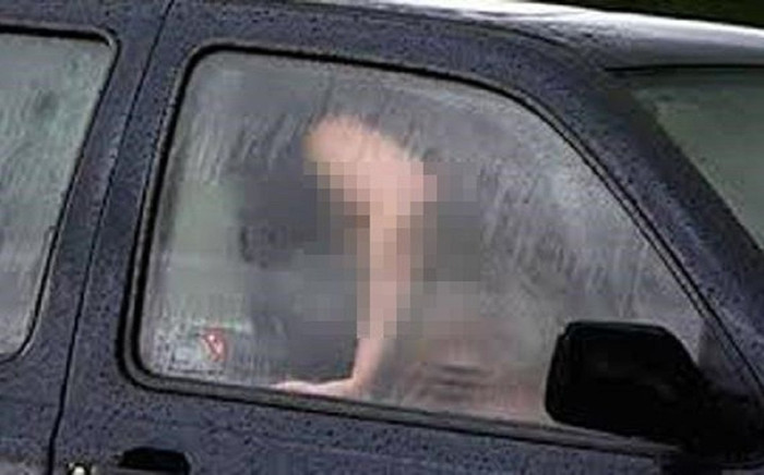 Đang 'ân ái' trong xe ô tô thì đột quỵ, thiếu nữ khiến bạn trai sợ khiếp vía Ảnh 2