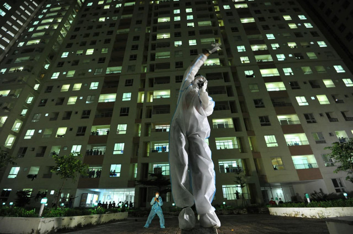 Đây cũng là lần đầu tiên đi hát không cần make up, dress up gì của nữ ca sĩ xinh đẹp của Vbiz