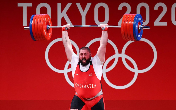 Lực sĩ nặng 177 kg phá liền 3 kỷ lục thế giới môn cử tạ Ảnh 2