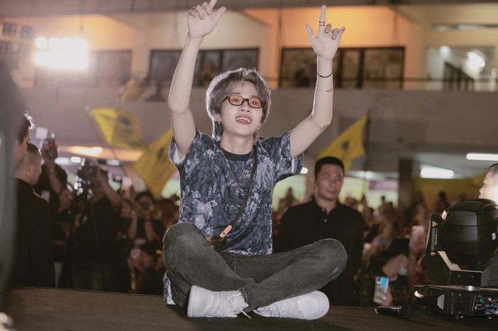 Dân tình không khỏi rần rần với màn dặn dò này của Jack.