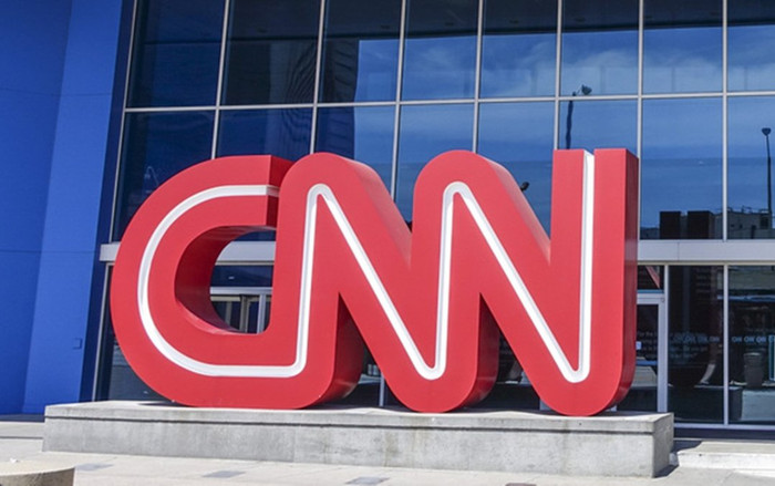 CNN sa thải 3 nhân viên không tiêm vaccine Covid-19 Ảnh 2