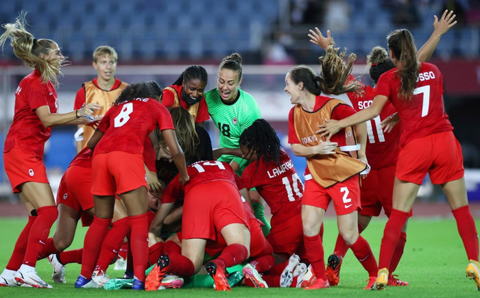 Canada giành huy chương vàng lịch sử bóng đá nữ Olympic Ảnh 2