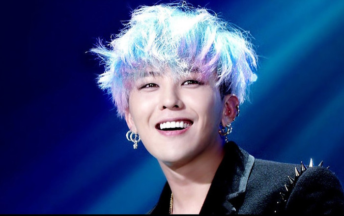 Kênh YouTube của G-Dragon không đăng bất kỳ video gì vẫn cán mốc 2 triệu lượt đăng ký Ảnh 2