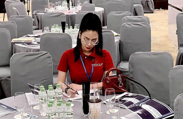 Nữ DJ Bùi Linh Giang. Ảnh: PLO