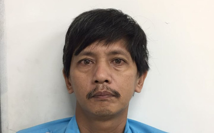 Gã đàn ông đấm nhiều phát vào mặt cán bộ công an tại chốt kiểm dịch TP. Thủ Đức Ảnh 2