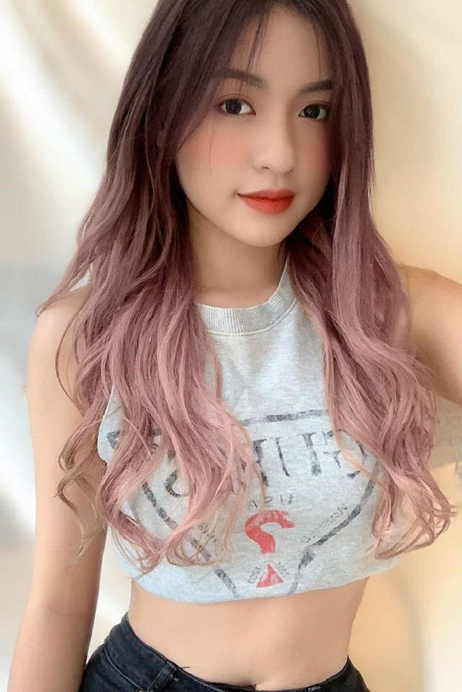 Hotgirl 'trứng rán' Trần Thanh Tâm