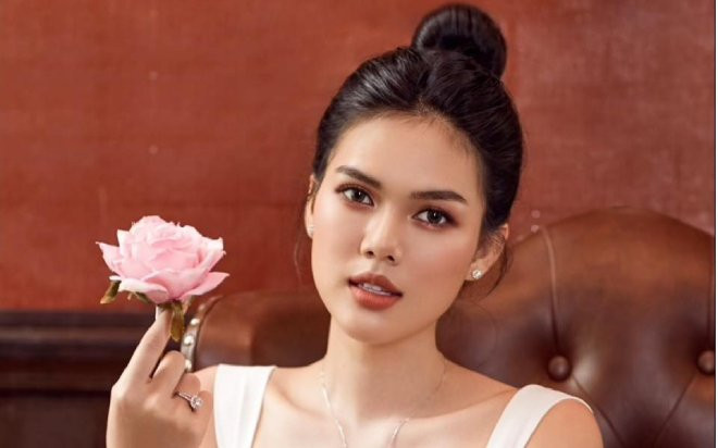 Bị đồn là con trai chuyển giới, diễn viên Ngọc Trinh gay gắt lên tiếng: 'Không hiểu sao mọi người đi tin' Ảnh 2