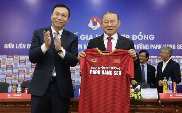 Tin tưởng và chờ đợi hợp đồng của ông Park gia hạn thành công với VFF Ảnh 2