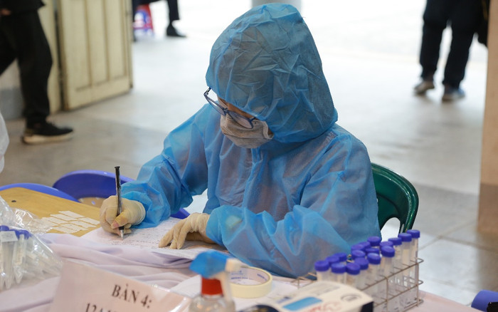 Chiều 8/8: Hà Nội ghi nhận 13 ca dương tính mới với SARS-CoV-2, trong đó có 7 ca ngoài cộng đồng Ảnh 2