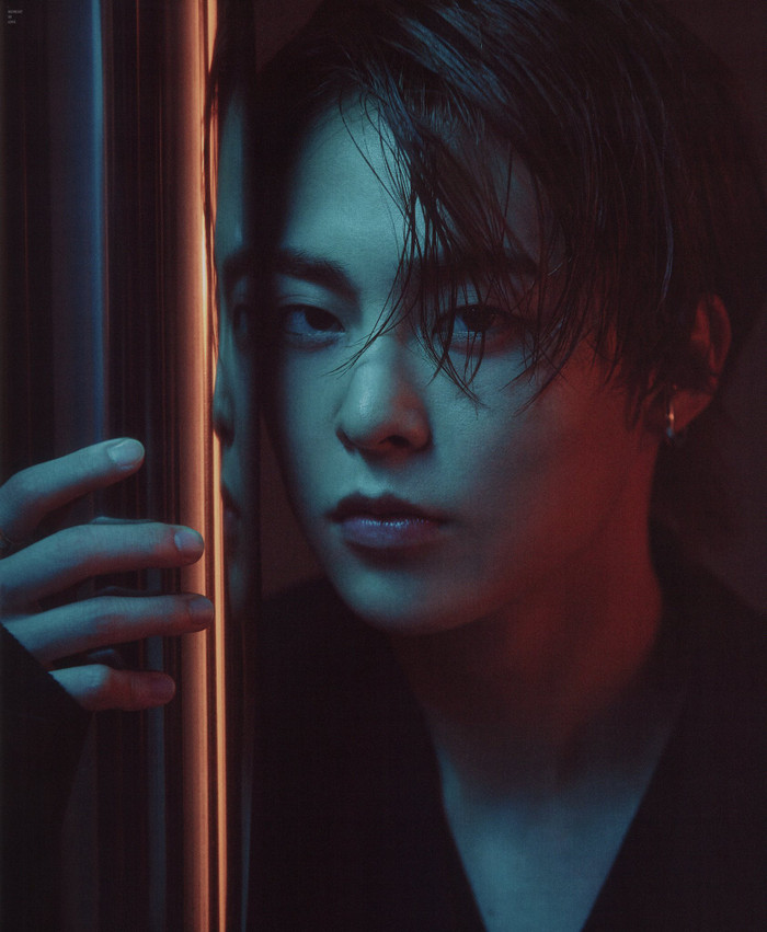 Xiumin (EXO)dương tính COVID-19.