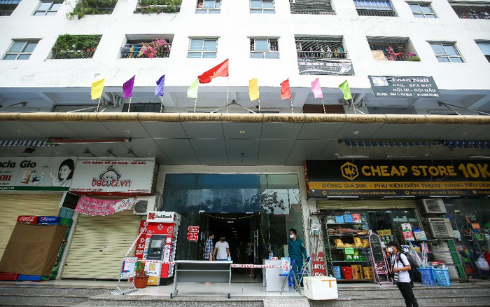 Hà Nội: Truy vết dịch tễ qua camera an ninh, phong toả tạm thời chung cư HH4C Linh Đàm Ảnh 2