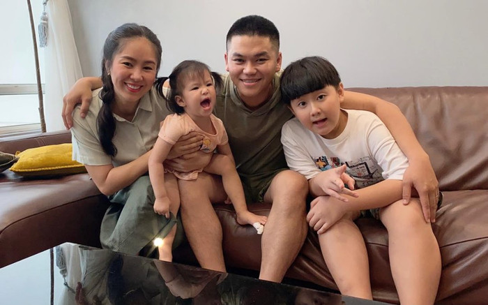 Diễn viên Lê Phương đăng ảnh kỉ niệm 4 năm ngày cưới, phản ứng của con trai gây chú ý Ảnh 2