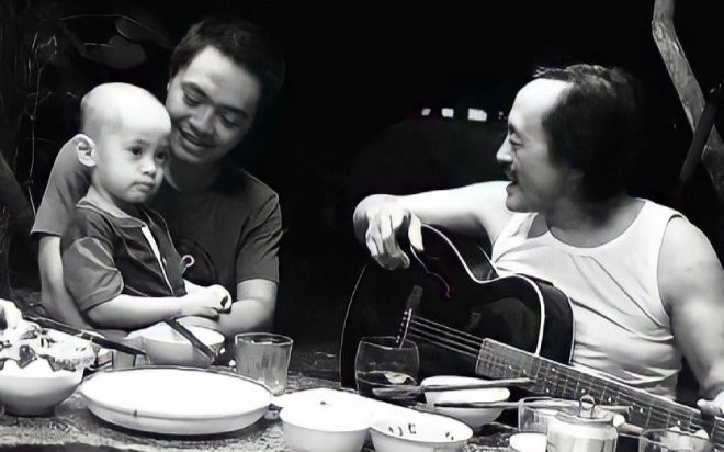 Hình ảnh xúc động của cố nghệ sĩ Giang Còi lúc sinh thời được con trai chia sẻ Ảnh 2