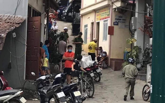 Sau khi làm thủ tục ly hôn, chồng dùng dao truy sát rồi bóp cổ khiến vợ tử vong Ảnh 2