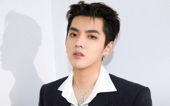 Nghi vấn Ngô Diệc Phàm mất bình tĩnh trong trại giam, netizen tiết lộ mẹ ruột đã liên hệ với nam ca sĩ Ảnh 2