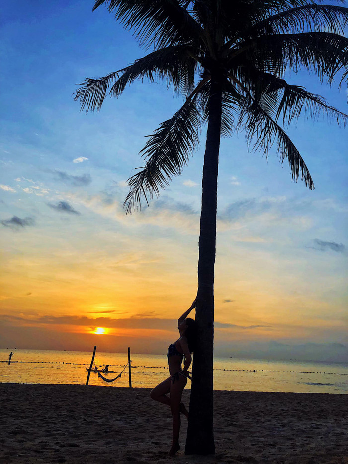 Thiên An cùng khoảnh khắc khoe body thon thả bên bãi biển Phú Quốc. Cô đăng tải hình ảnh này trong thời điểm gần đến ngày sinh vì không muốn bị người khác nghi ngờ.