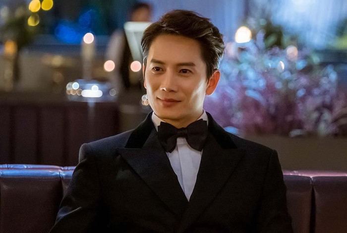 Ji Sung kết thúc hợp đồng với Namoo Actors. 