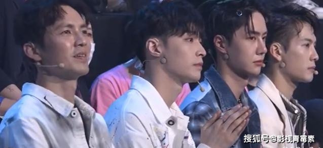 Street Dance of China 4: Vì sao Vương Nhất Bác và Lay Trương Nghệ Hưng chia nhau vị trí C? Ảnh 8