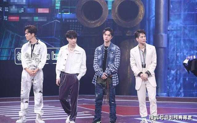 Street Dance of China 4: Vì sao Vương Nhất Bác và Lay Trương Nghệ Hưng chia nhau vị trí C? Ảnh 7