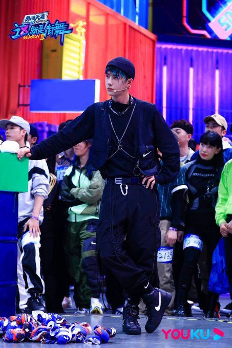 Street Dance of China 4 qui tụ các thí sinh thuộc đội hip-hop Quốc Gia, có cả 'gà' của Vương Nhất Bác Ảnh 11