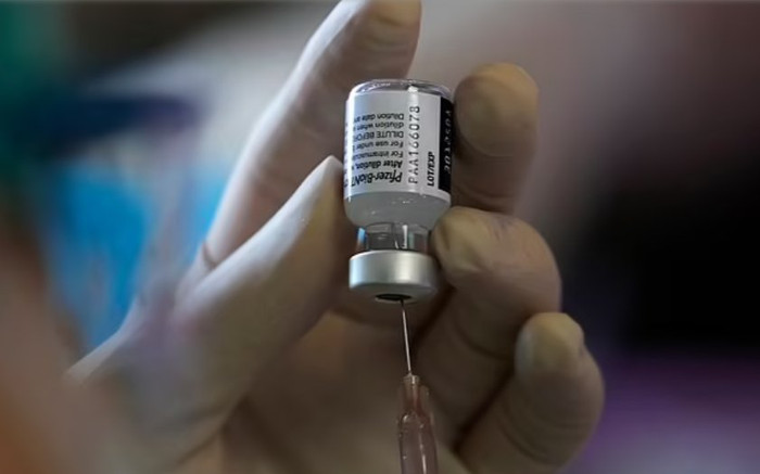 Covid-19 có thể bị diệt trừ dễ dàng hơn bại liệt? Ảnh 2