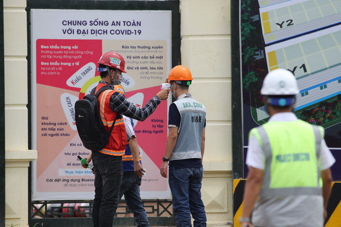 Hình ảnh mới của bệnh viện dã chiến lớn nhất Hà Nội sau hơn 10 ngày thần tốc xây dựng Ảnh 5