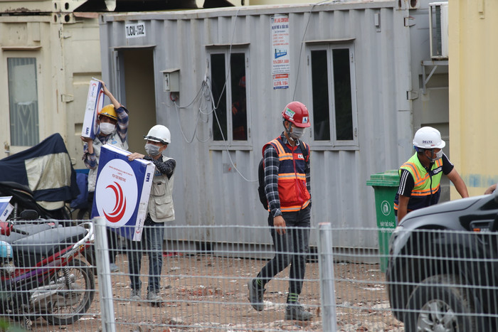 Hình ảnh mới của bệnh viện dã chiến lớn nhất Hà Nội sau hơn 10 ngày thần tốc xây dựng Ảnh 7