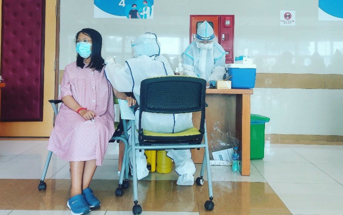 Tất tần tật những điều phụ nữ mang bầu và đang cho con bú cần biết về tiêm vaccine Covid-19 Ảnh 2