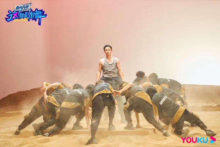 Thực lực 4 đội trưởng Street Dance of China 4: Vương Nhất Bác đâu chỉ có hư danh, Henry là 'báu vật' Ảnh 6