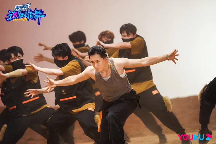 Thực lực 4 đội trưởng Street Dance of China 4: Vương Nhất Bác đâu chỉ có hư danh, Henry là 'báu vật' Ảnh 5