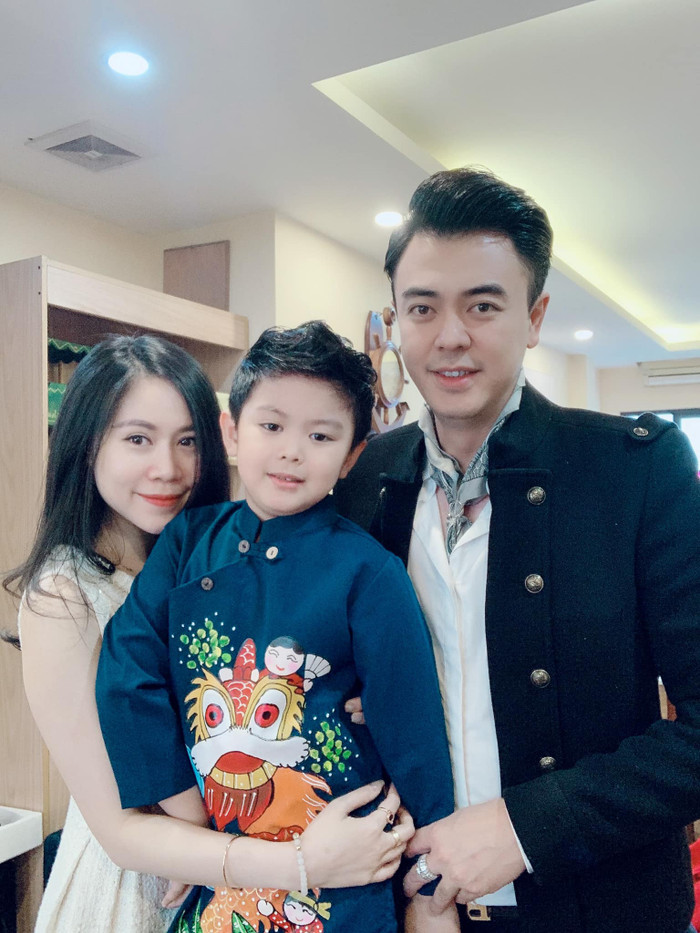 Khi các nam thần đáp trả bình luận kém duyên của netizen về vợ mình: Hồng Đăng mắng antifan vô học Ảnh 13