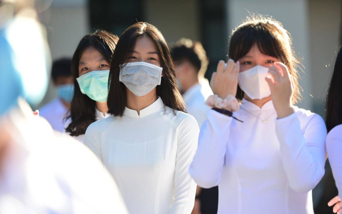 Một trường ĐH ở TP HCM khiến sĩ tử 'toát mồ hôi' với điểm xét tuyển cao chót vót Ảnh 2