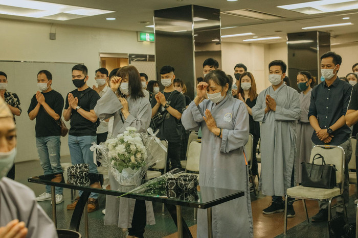 Tang lễ vắng người thân của nam thanh niên Việt tử vong ở Nhật: 'Sau ngày em mất, trời Osaka cũng đổ mưa' Ảnh 6