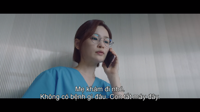 Tập 8 'Hospital Playlist 2': Mẹ Jeong Won nhập viện, Jun Wan gặp lại người cũ sau bao ngày nhớ nhung Ảnh 10