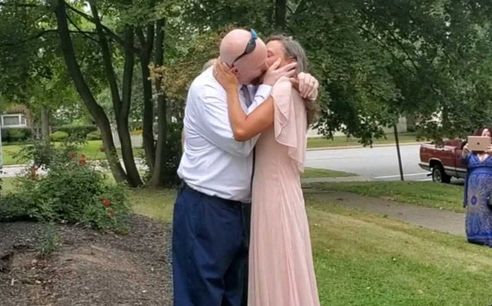 Ngỡ như phim: Người phụ nữ đem lòng yêu và cưới người bị kết tội giết anh trai mình Ảnh 2