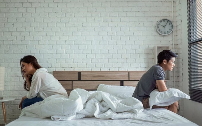 Vừa 'lâm trận' 1-2 phút đã ỉu xìu, anh chồng đau đớn phát hiện bí mật khủng khiếp vợ giấu kín suốt 6 năm Ảnh 2