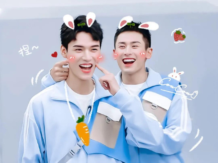 'Phản ứng hoa học' bùng nổ của cặp đôi từ trong phim ra đến ngoài đời.