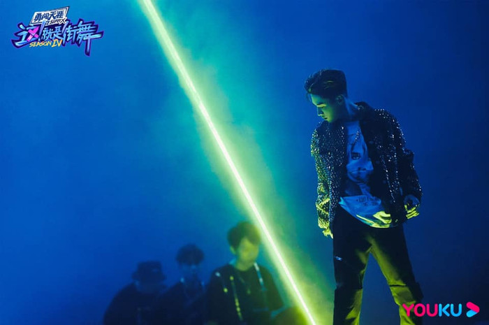 Street Dance 4: Vương Nhất Bác và Lay đối đầu nảy lửa trong trận mở màn theo qui tắc đánh cờ Ảnh 6