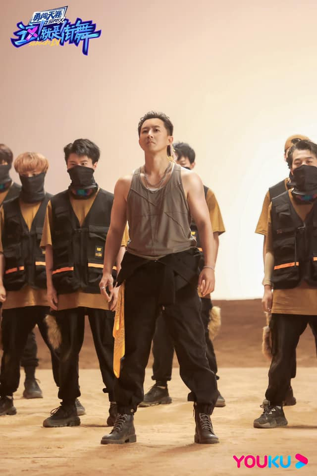 Street Dance 4: Vương Nhất Bác và Lay đối đầu nảy lửa trong trận mở màn theo qui tắc đánh cờ Ảnh 4