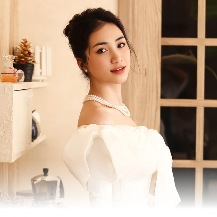 Cộng đồng mạng cho rằng Hương Giang đã thiếu sót khi chưa xem màn biểu diễn ca khúc này của Hòa Minzy